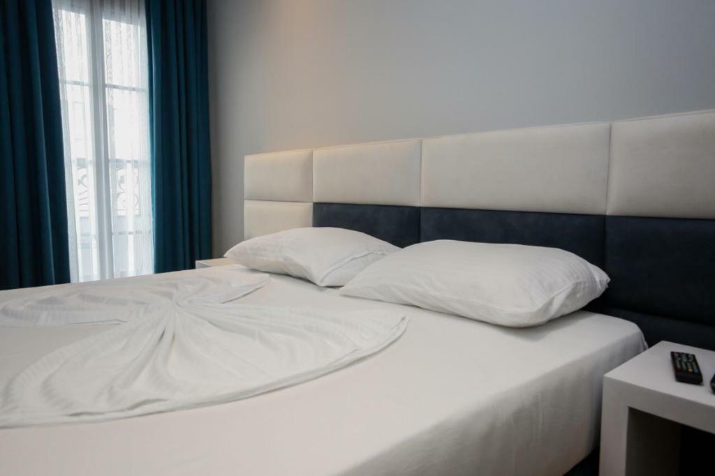 Lubjana Hotel Durrës Eksteriør bilde