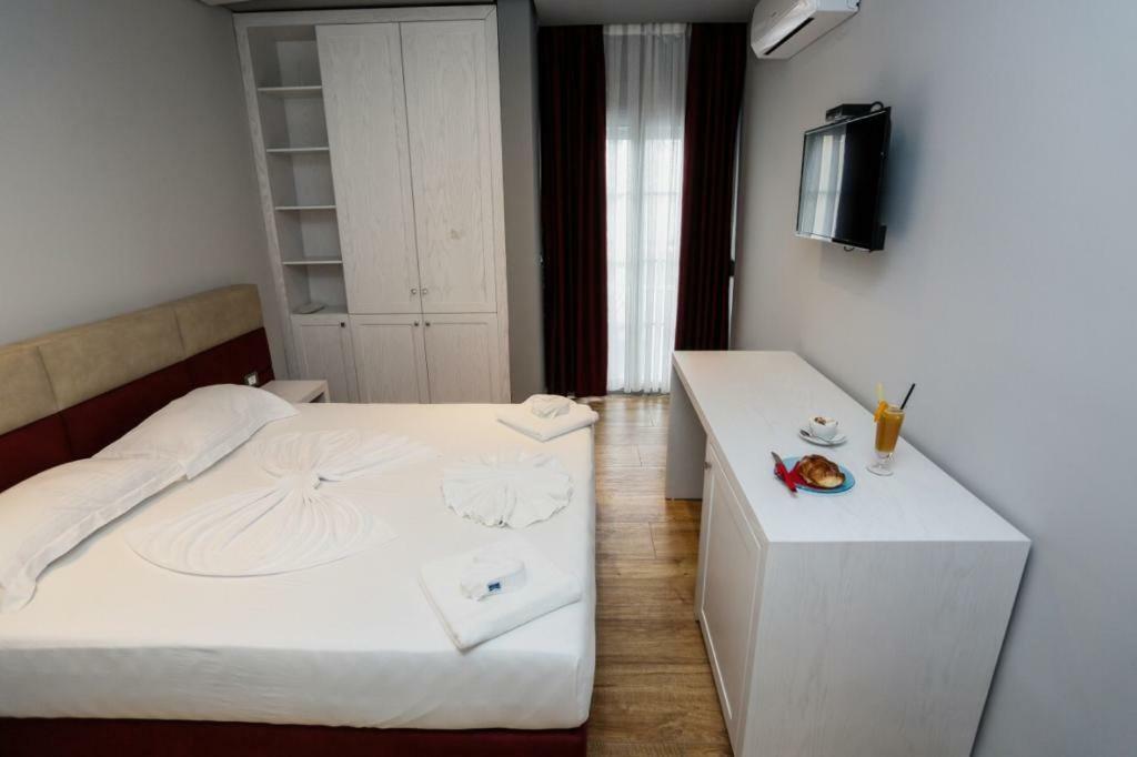 Lubjana Hotel Durrës Eksteriør bilde